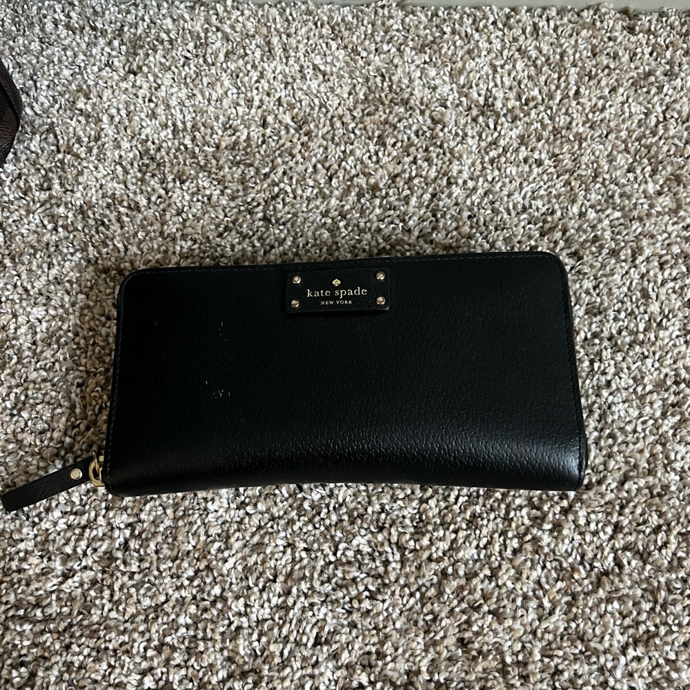 Kate spade wallet black